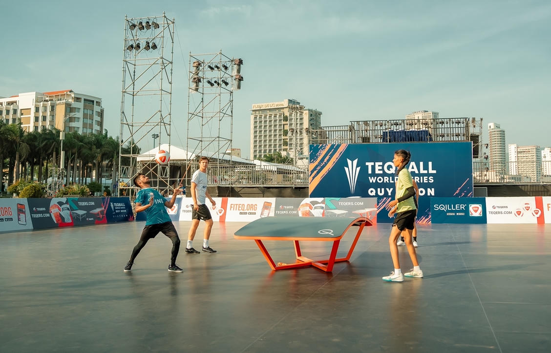 “Đã mắt” xem các vận động viên tranh tài tại Giải Thi đấu Teqball Thế giới 2024