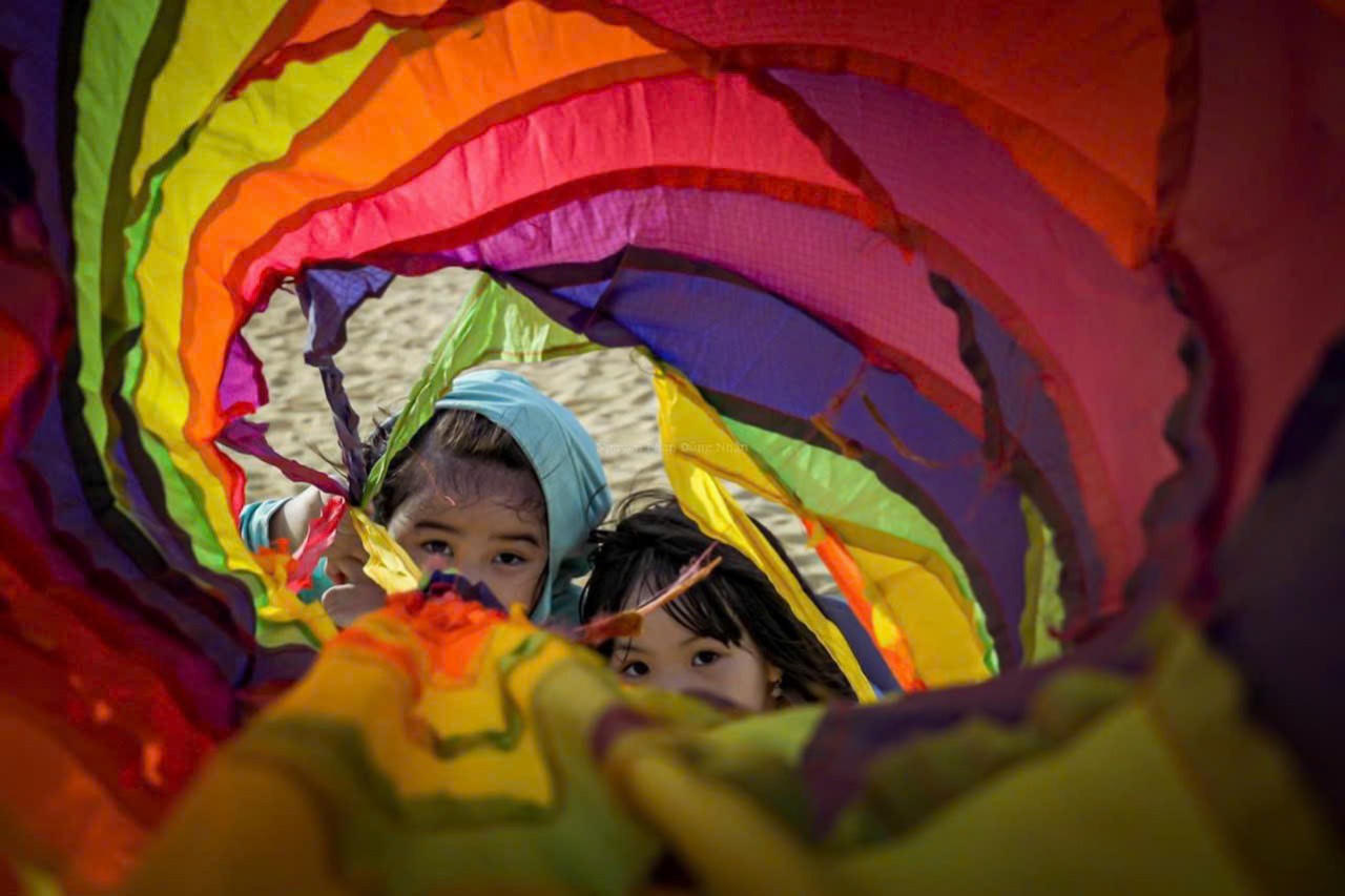 Hàng trăm con diều 'khủng' bay lượn ở phố biển Quy Nhơn