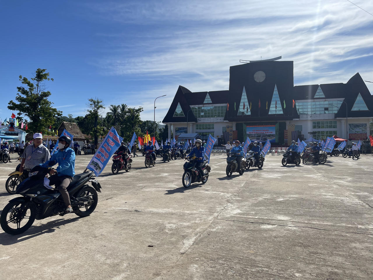  An Lão hưởng ứng phong trào xây dựng môi trường du lịch an toàn, thân thiện, hấp dẫn 