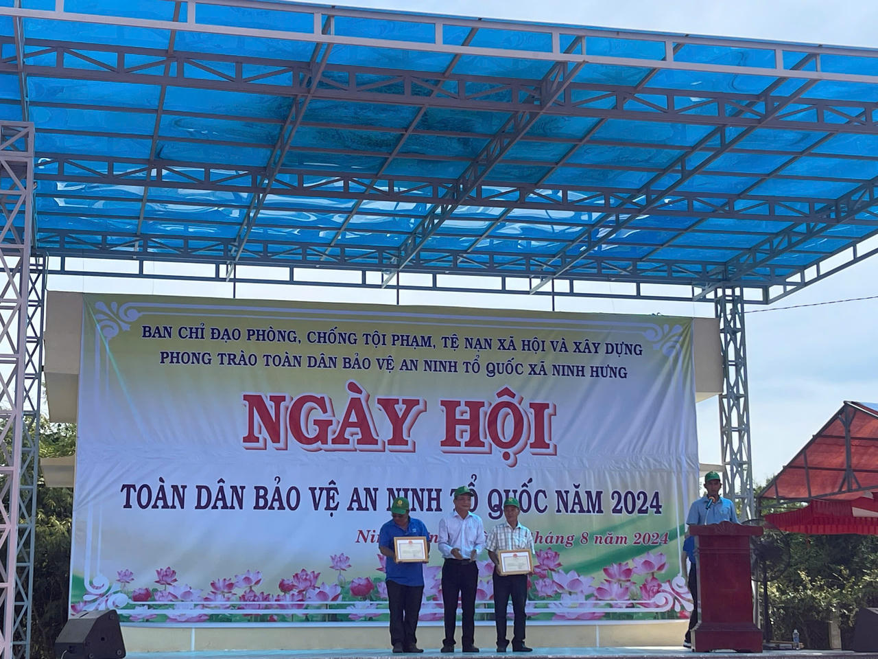 Sôi nổi Ngày hội toàn dân bảo vệ an ninh Tổ quốc tại xã Ninh Hưng (Khánh Hòa)
