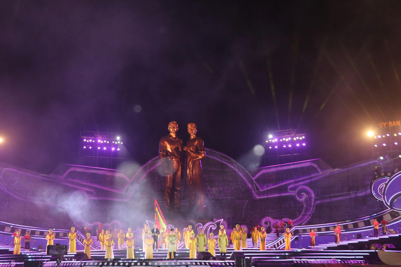 Đại nhạc hội "Đôi cánh diệu kỳ": Nơi Kết nối điện ảnh với di sản văn hóa và con người Bình Định