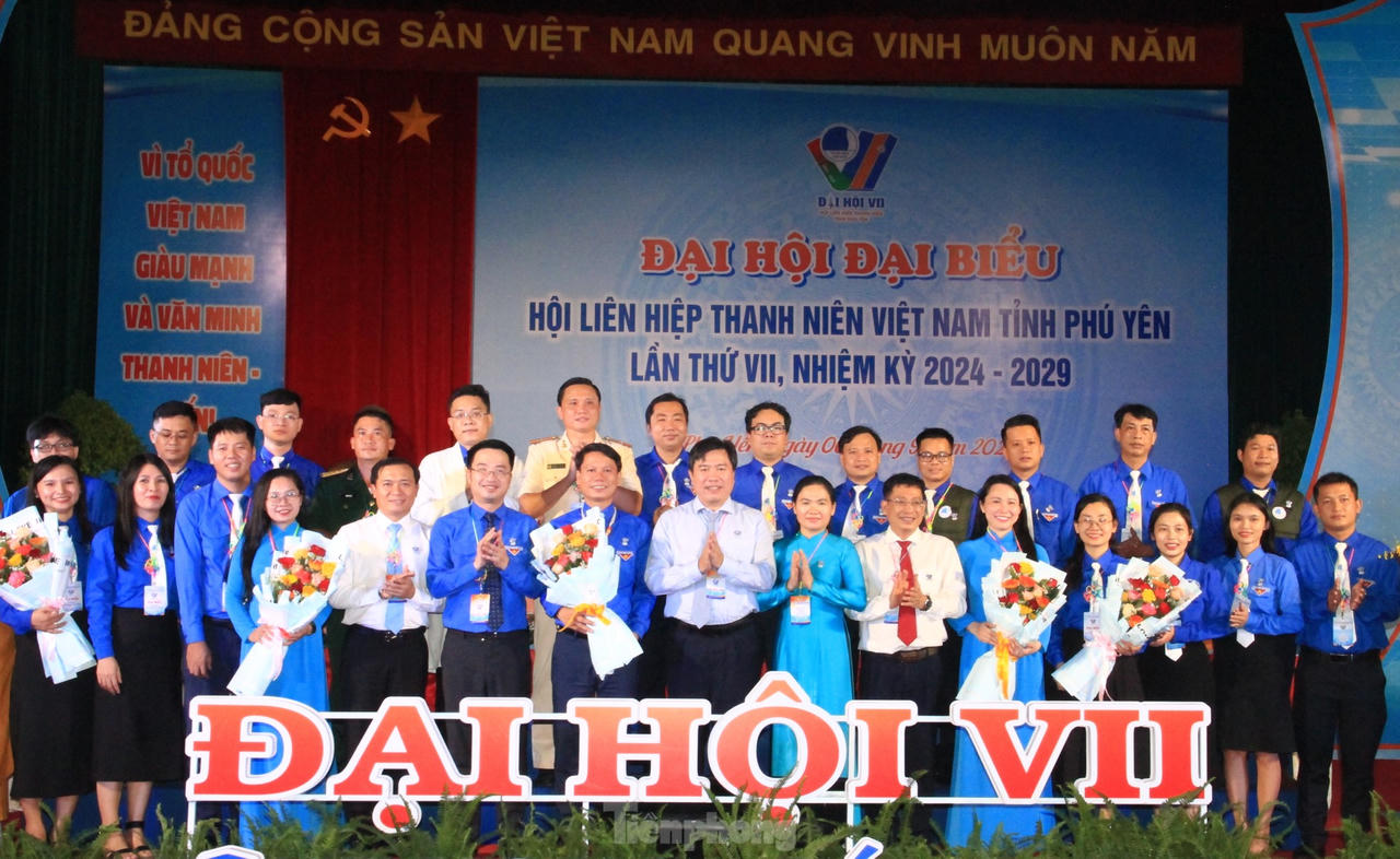 Anh Lương Minh Tùng tái đắc cử chức Chủ tịch Hội LHTN Việt Nam tỉnh Phú Yên