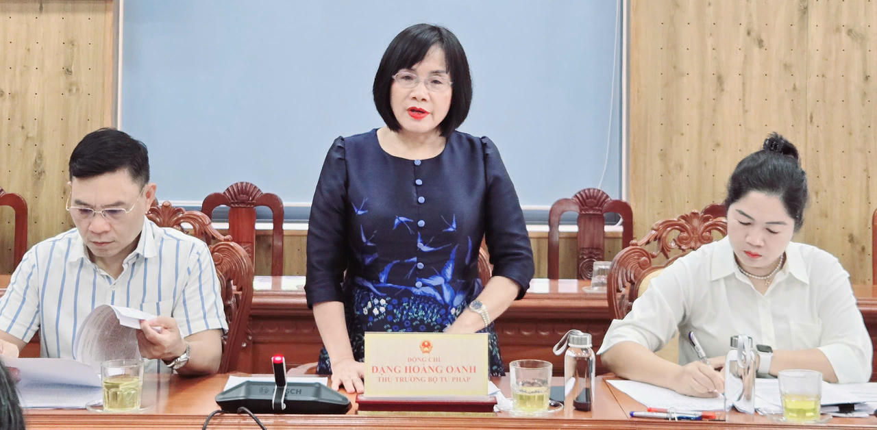 Bộ Tư pháp kiểm tra công tác thi hành pháp luật về xử lý vi phạm hành chính trong lĩnh vực thủy sản tại Bình Định