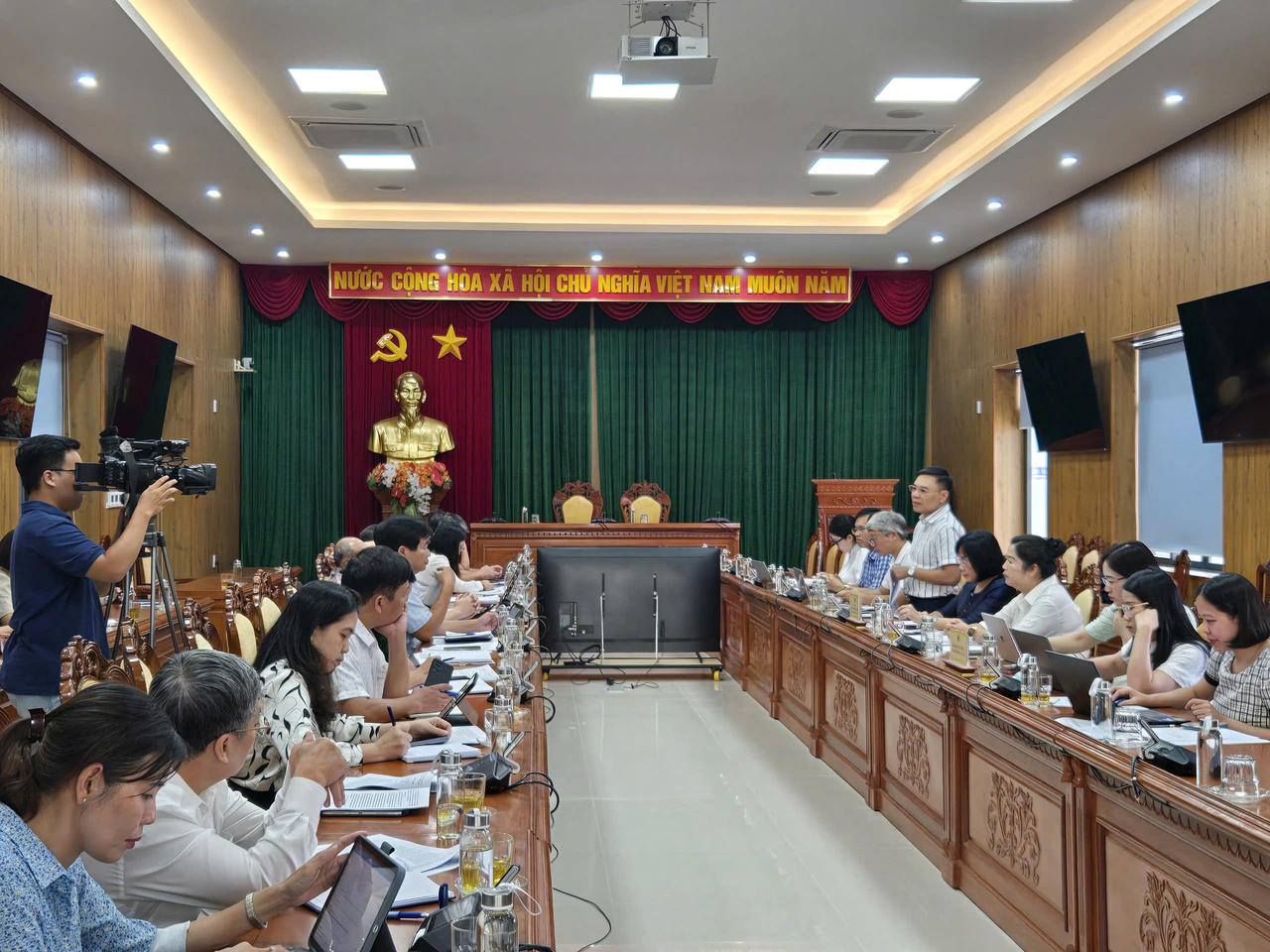 Bộ Tư pháp kiểm tra công tác thi hành pháp luật về xử lý vi phạm hành chính trong lĩnh vực thủy sản tại Bình Định