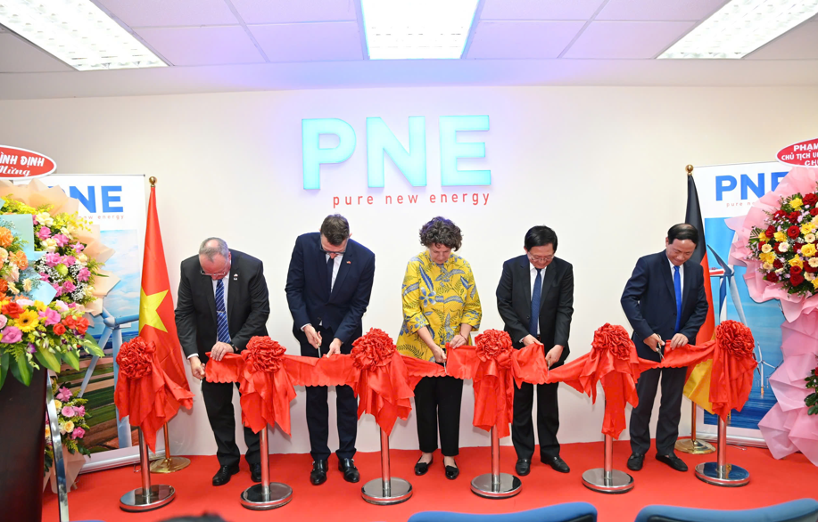 Lãnh đạo tỉnh Bình Định tiếp xã giao Đại sứ CHLB Đức tại Việt Nam