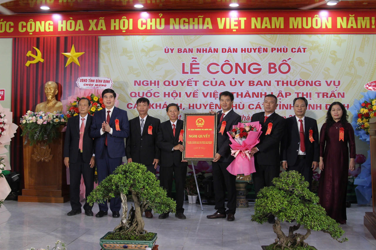 Công bố Nghị quyết của UBTV Quốc hội về thành lập thị trấn Cát Khánh