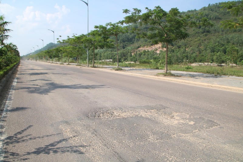Tỉnh Bình Định chỉ đạo xử lý một số điểm bất cập hạ tầng giao thông trên địa bàn