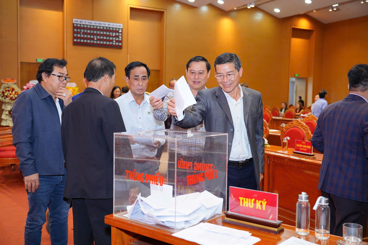 Ra mắt Ban chấp hành Hiệp hội Gỗ và Lâm sản Bình Định nhiệm kỳ 2025-2027