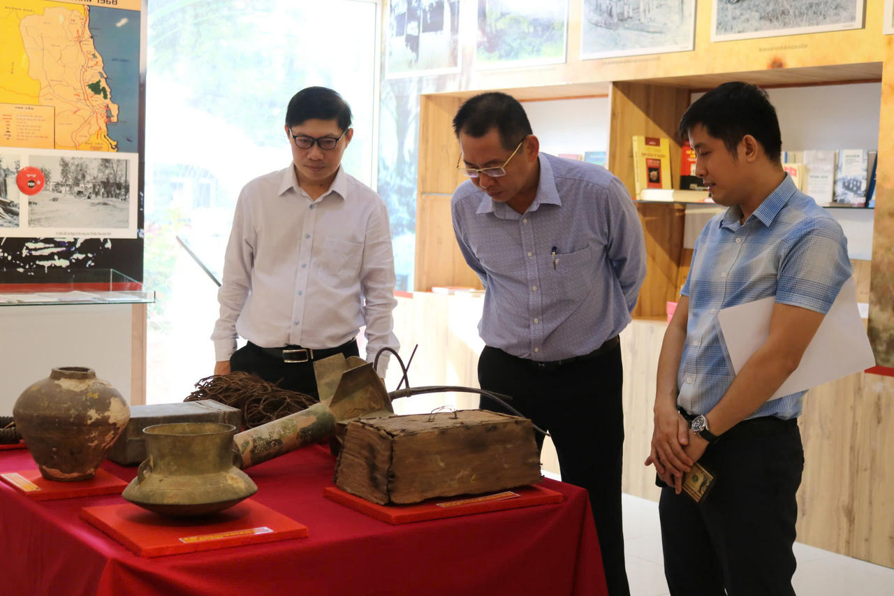 Trưng bày và giới thiệu hơn 1.000 tư liệu lịch sử trong dịp kỷ niệm 50 năm Ngày Giải phóng tỉnh Bình Định
