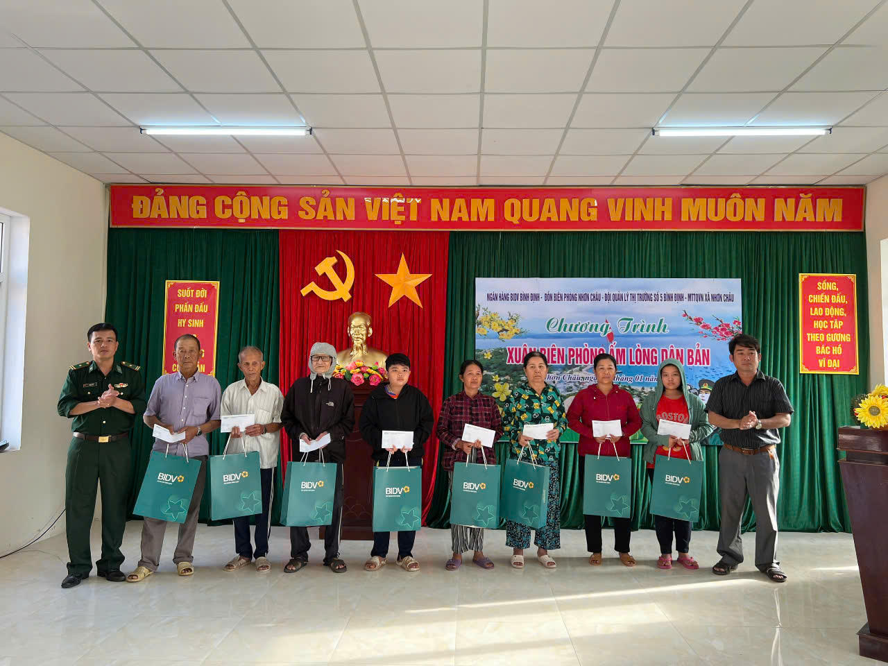 Đồn Biên phòng Nhơn Châu giữ vững thế trận lòng dân nơi xã đảo tiền tiêu Bình Định