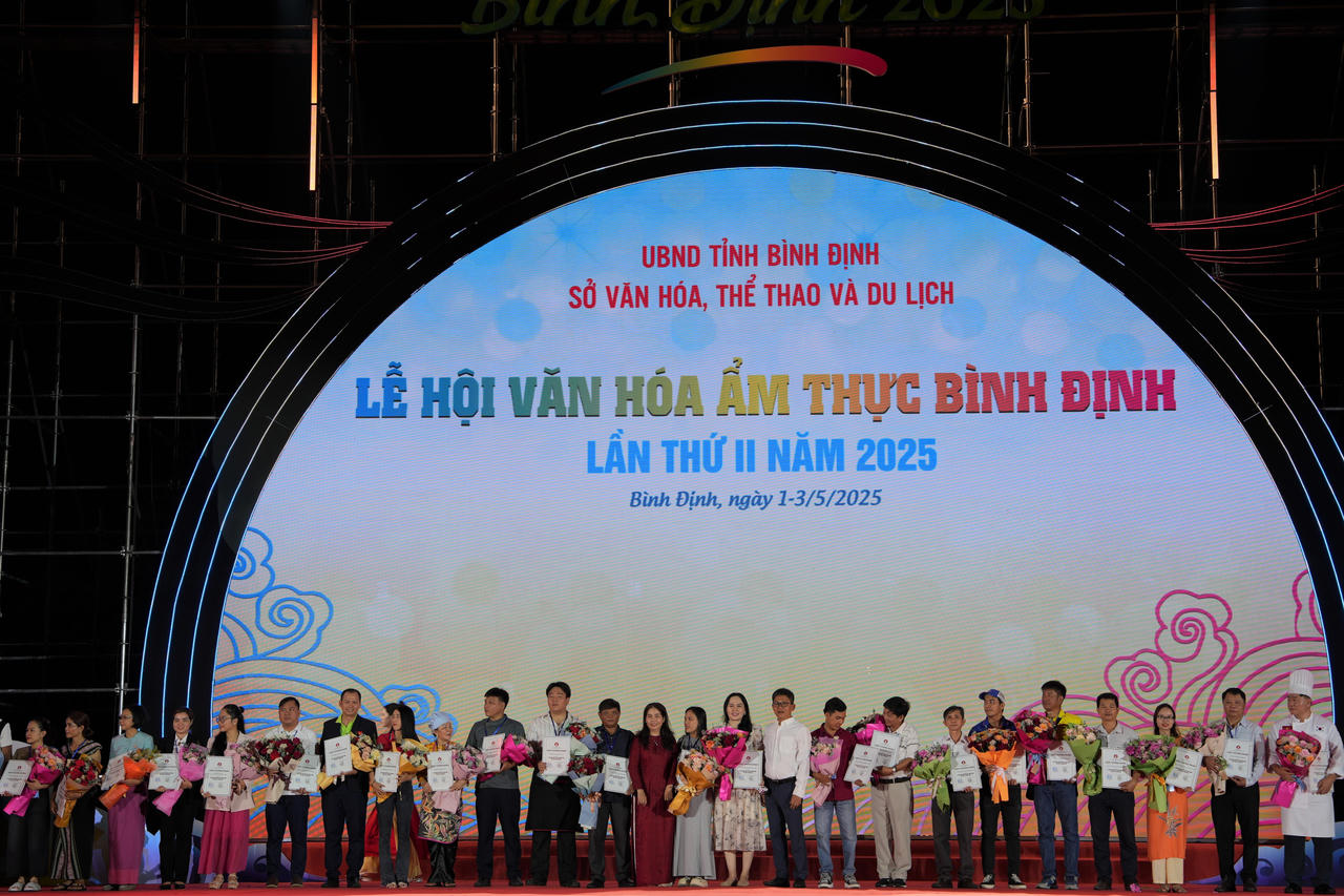 Bình Định khai mạc Lễ hội Văn hóa Ẩm thực 