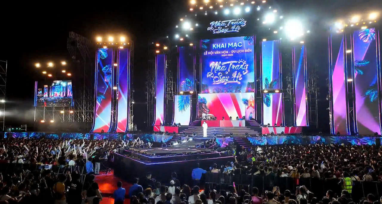 'Nha Trang Say Hi' – Lời chào từ thành phố biển