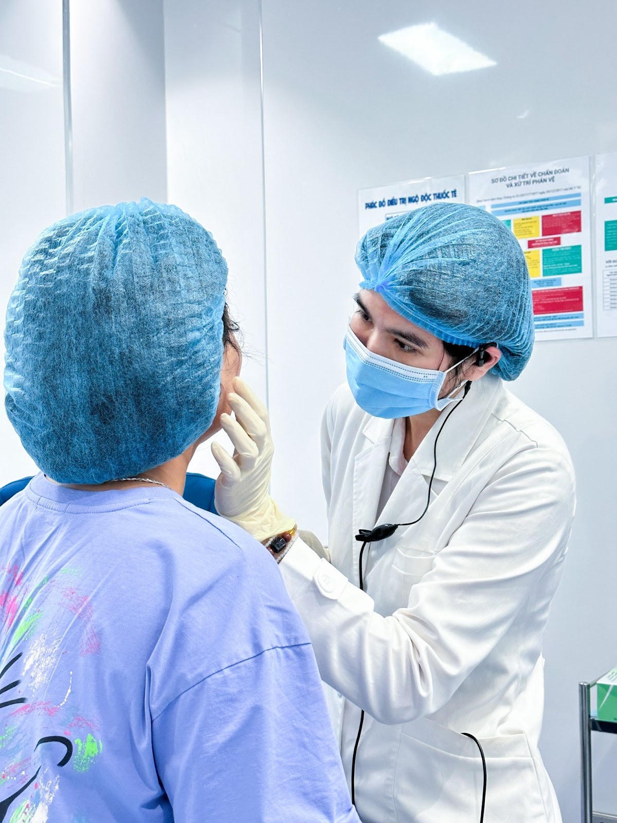 Bác sĩ Bùi Thị Thu Sương: Chặng đường giữ nét thanh xuân cho phụ nữ Việt 