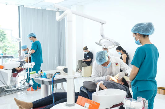 Nha Khoa Valis Luxury - Tri ân tới khách hàng nhân dịp quốc khánh 02/09