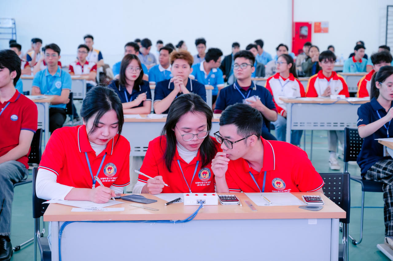  Olympic Vật lý Sinh viên toàn quốc 2024: Sự công phu của đơn vị đăng cai tổ chức