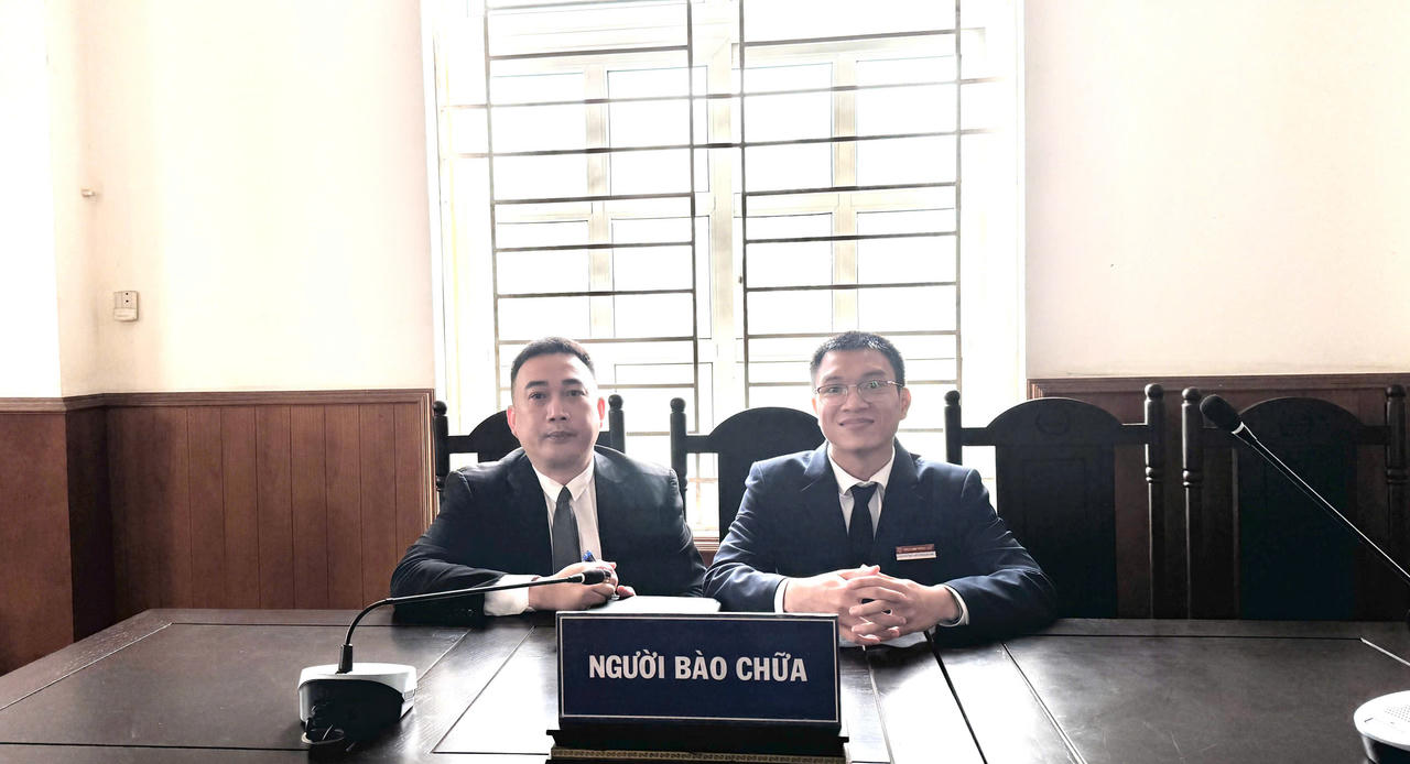 Tiền rơi vào tài khoản, một người phụ nữ bị tuyên 12 tháng tù treo