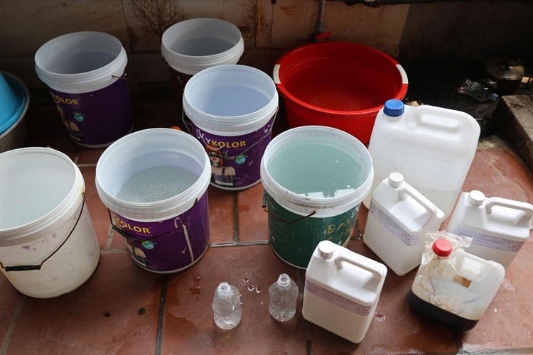 Bắc Giang: Triệt phá cơ sở sản xuất, bán trót lọt hơn 100.000 đơn hàng mỹ phẩm giả trên sàn Shopee, tiktok