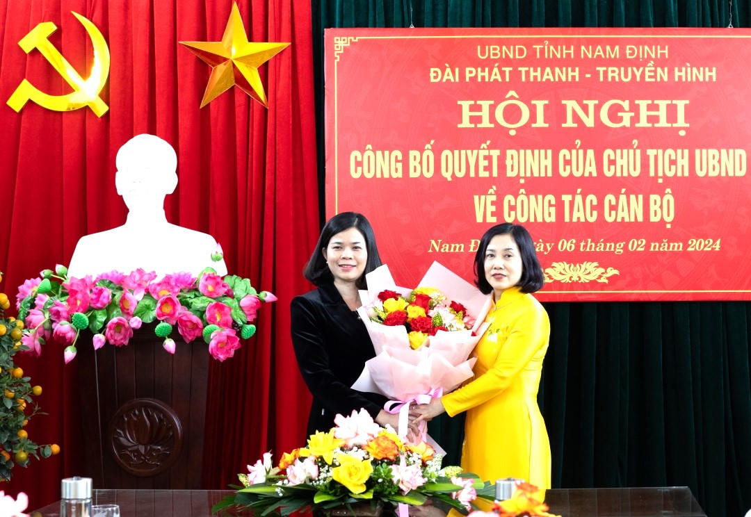 Bà Hoàng Thị Hoài Phương làm Giám đốc Đài Phát thanh và Truyền hình tỉnh Nam Định
