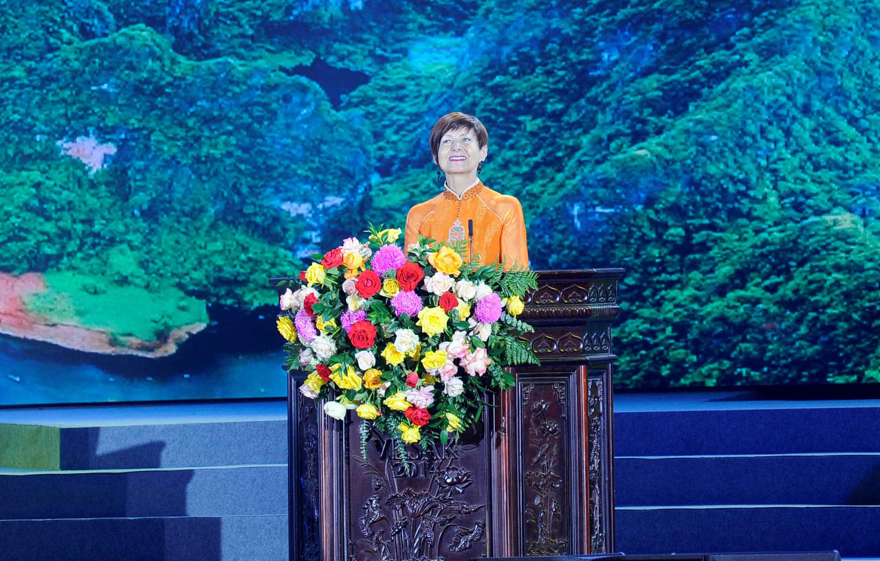 Quần thể danh thắng Tràng An tròn mười năm ghi danh “Di sản Văn hóa và Thiên nhiên thế giới”.