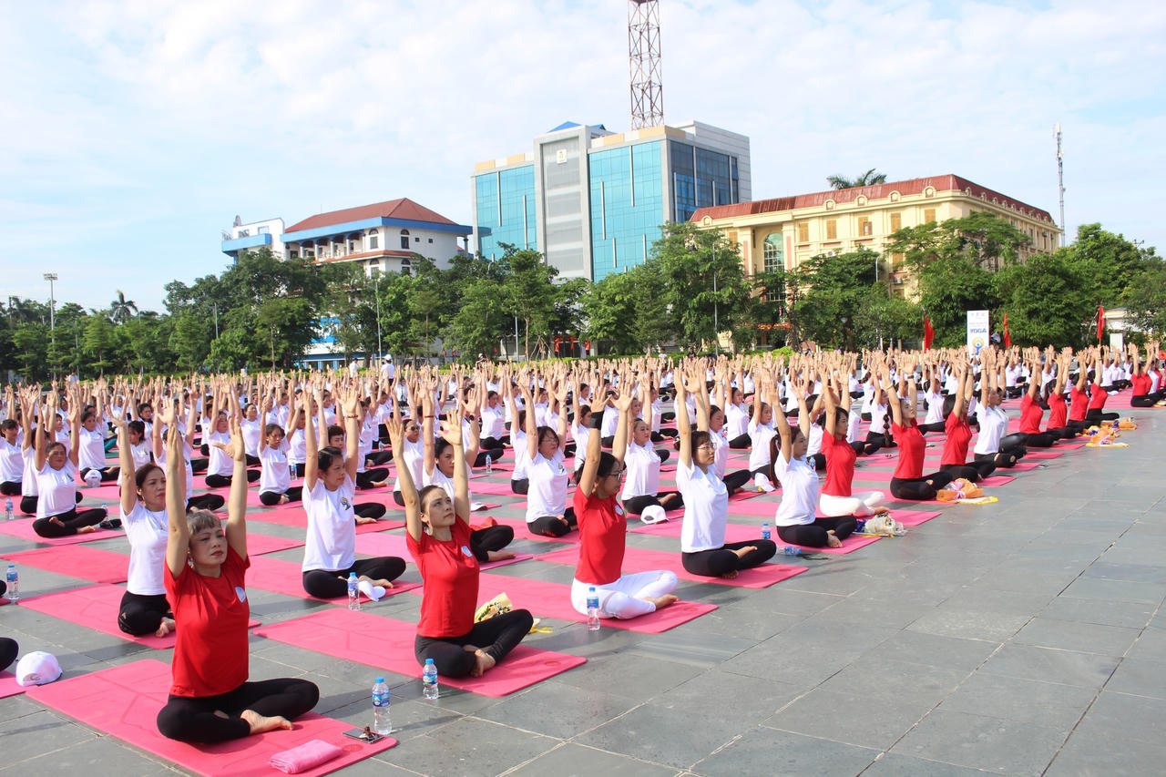 Nhiều hoạt động kỷ niệm 70 năm giải phóng TP Nam Định