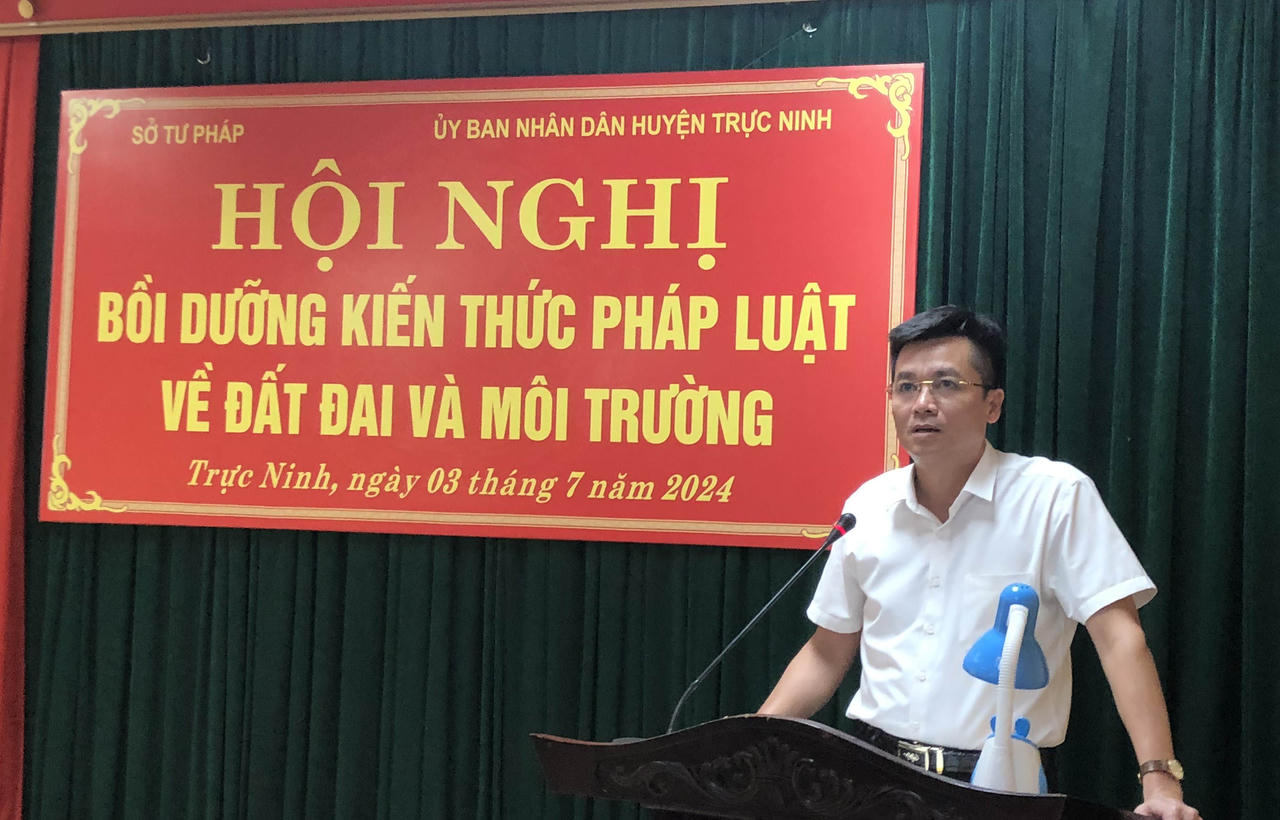 Nam Định tổ chức hội nghị bồi dưỡng kiến thức pháp luật về Đất đai và Môi trường.