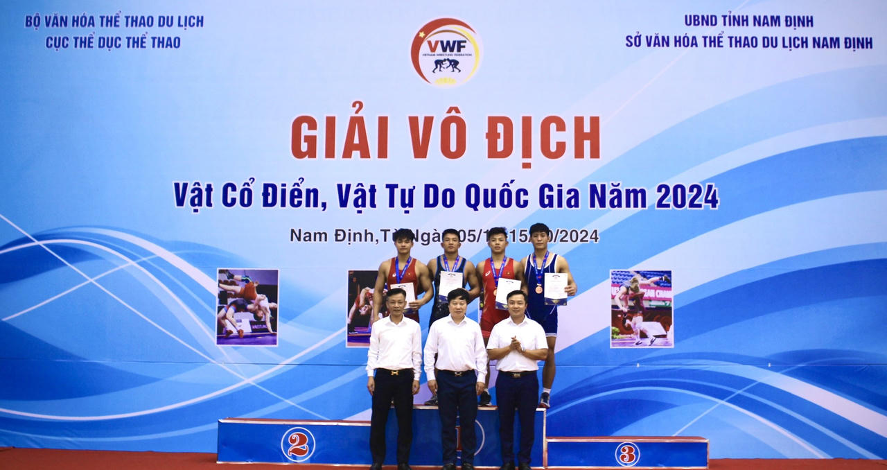 Bế mạc Giải Vô địch Vật quốc gia, Nam Định giành 01 HCV