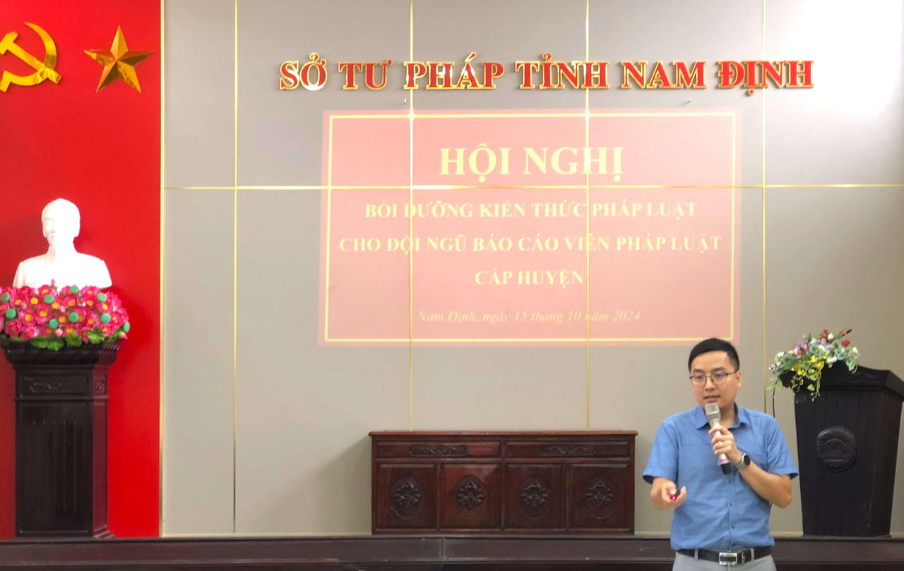 Sở Tư pháp tỉnh Nam Định bồi dưỡng kiến thức pháp luật Giao thông Đường bộ cho báo cáo viên cấp huyện