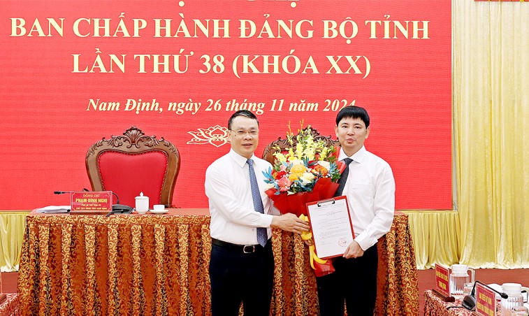 Ban chấp hành Đảng bộ tỉnh Nam Định tổ chức hội nghị lần thứ 38 khóa XX