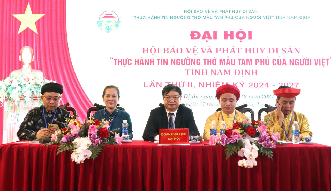 Phát huy vai trò của Hội di sản tín ngưỡng thờ Mẫu tỉnh Nam Định