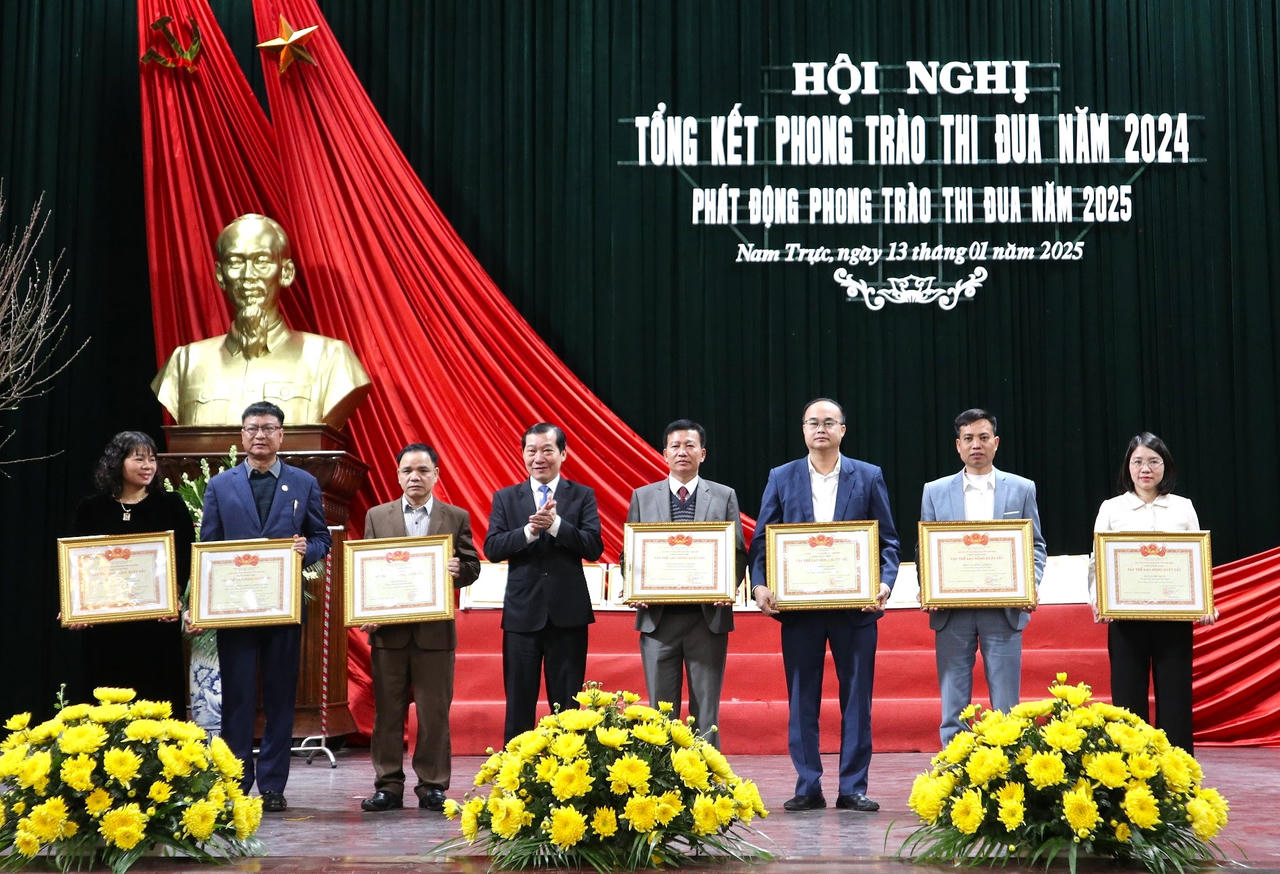 Huyện Nam Trực (Nam Định) có thêm 3 xã đạt chuẩn NTM kiểu mẫu