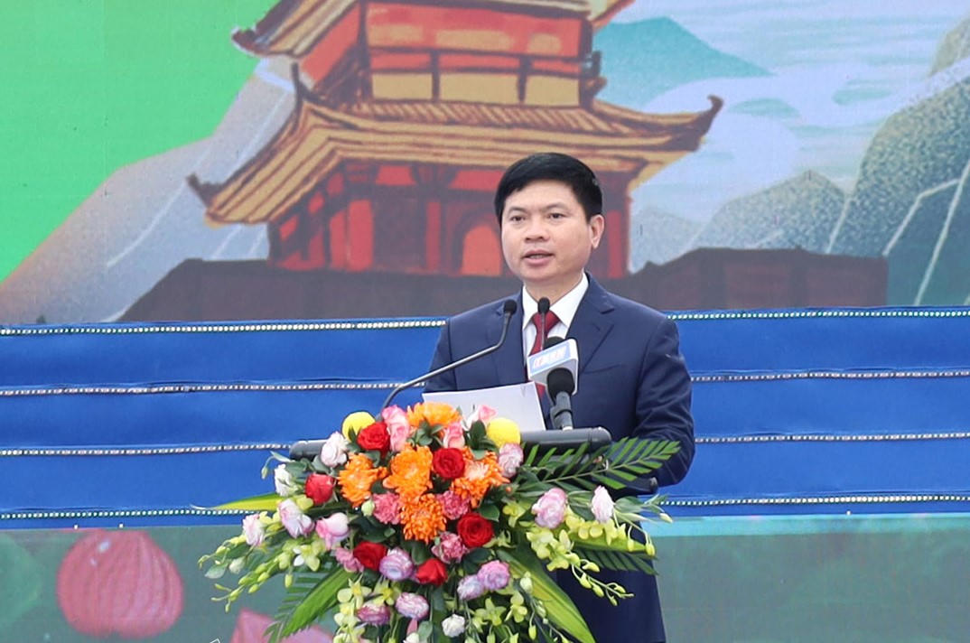 Phó Chủ tịch Quốc hội Nguyễn Thị Thanh dự Lễ khai hội chùa Tam Chúc