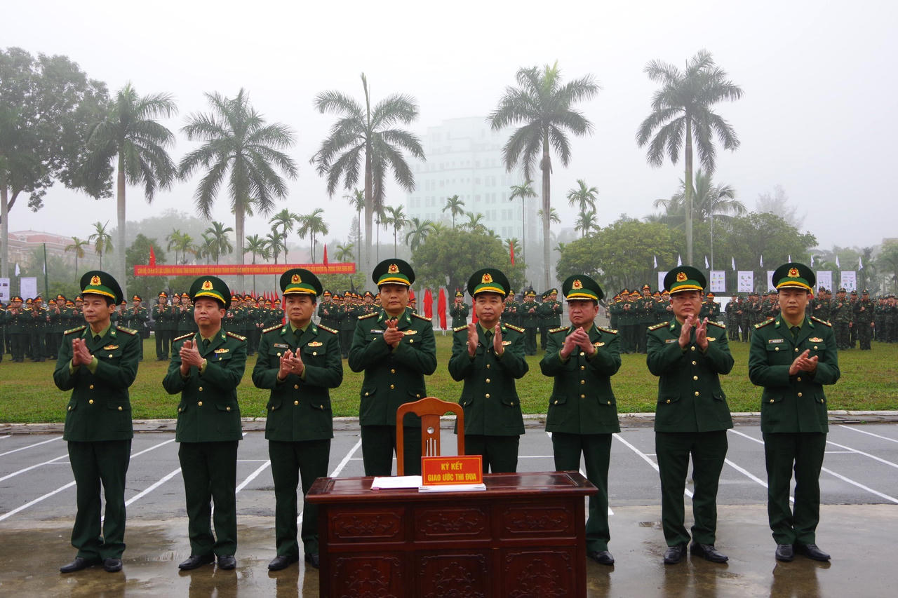 Nam Định tổ chức lễ ra quân huấn luyện năm 2025