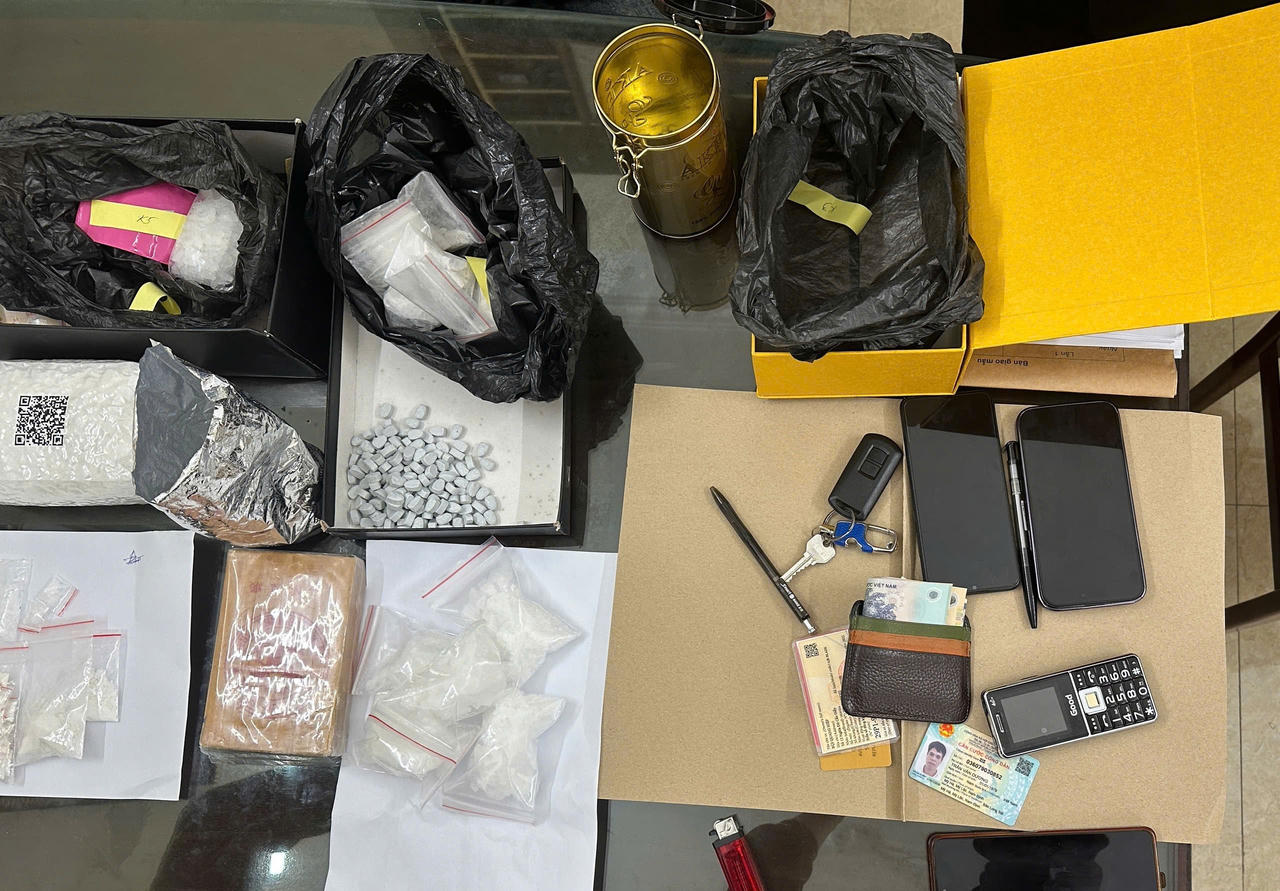 Nam Định bắt giữ 3 đối tượng về hành vi mua bán, tàng trữ trái phép chất ma túy