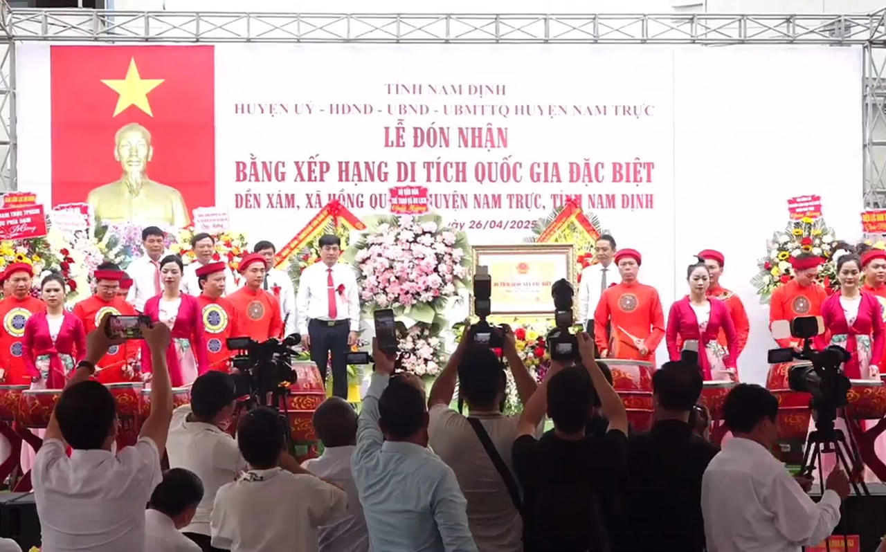 Đền Xám (Nam Định) đón nhận bằng xếp hạng di tích quốc gia đặc biệt