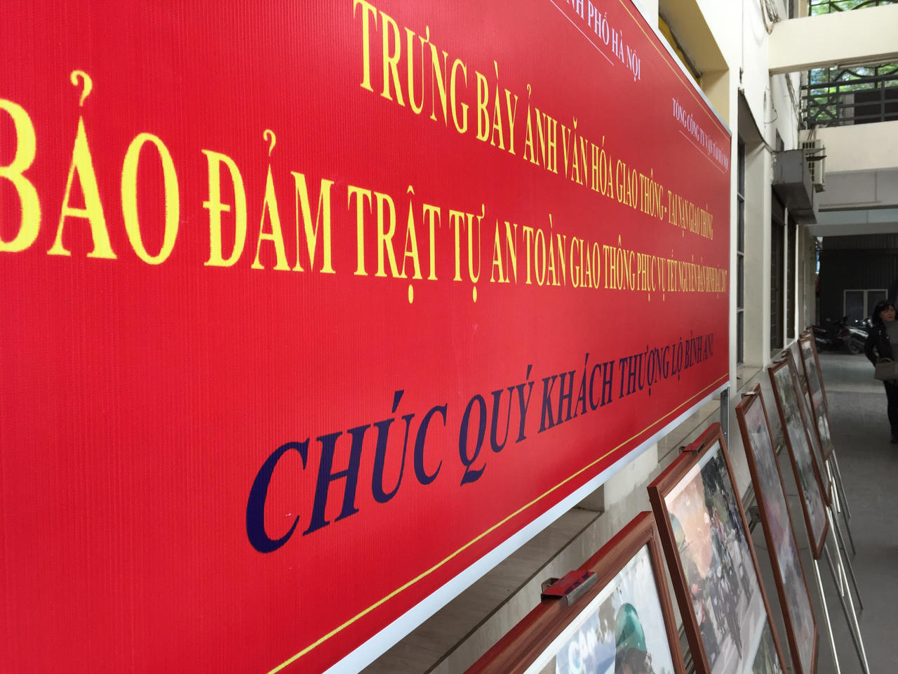 Bến xe Mỹ đình: Lượng hành khách giảm 1 nửa so với Tết năm ngoái