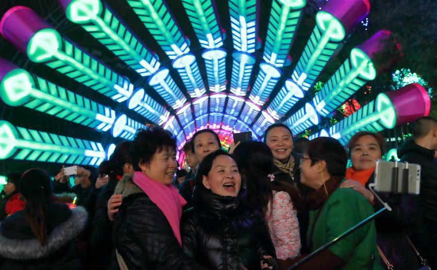 Không khí đón Tết âm lịch tại nhiều quốc gia trên thế giới