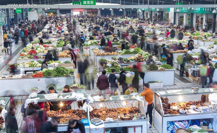 Không khí mua sắm Tết tại khắp Trung Quốc