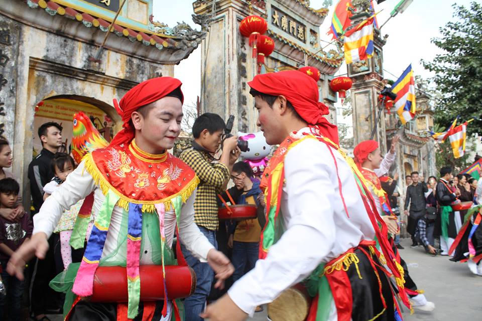 Độc đáo lễ hội “Con đĩ đánh Bồng' ở Triều Khúc