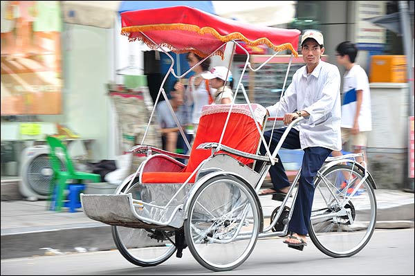 Hà Nội xem xét chỉ giữ lại 50 xe xích lô