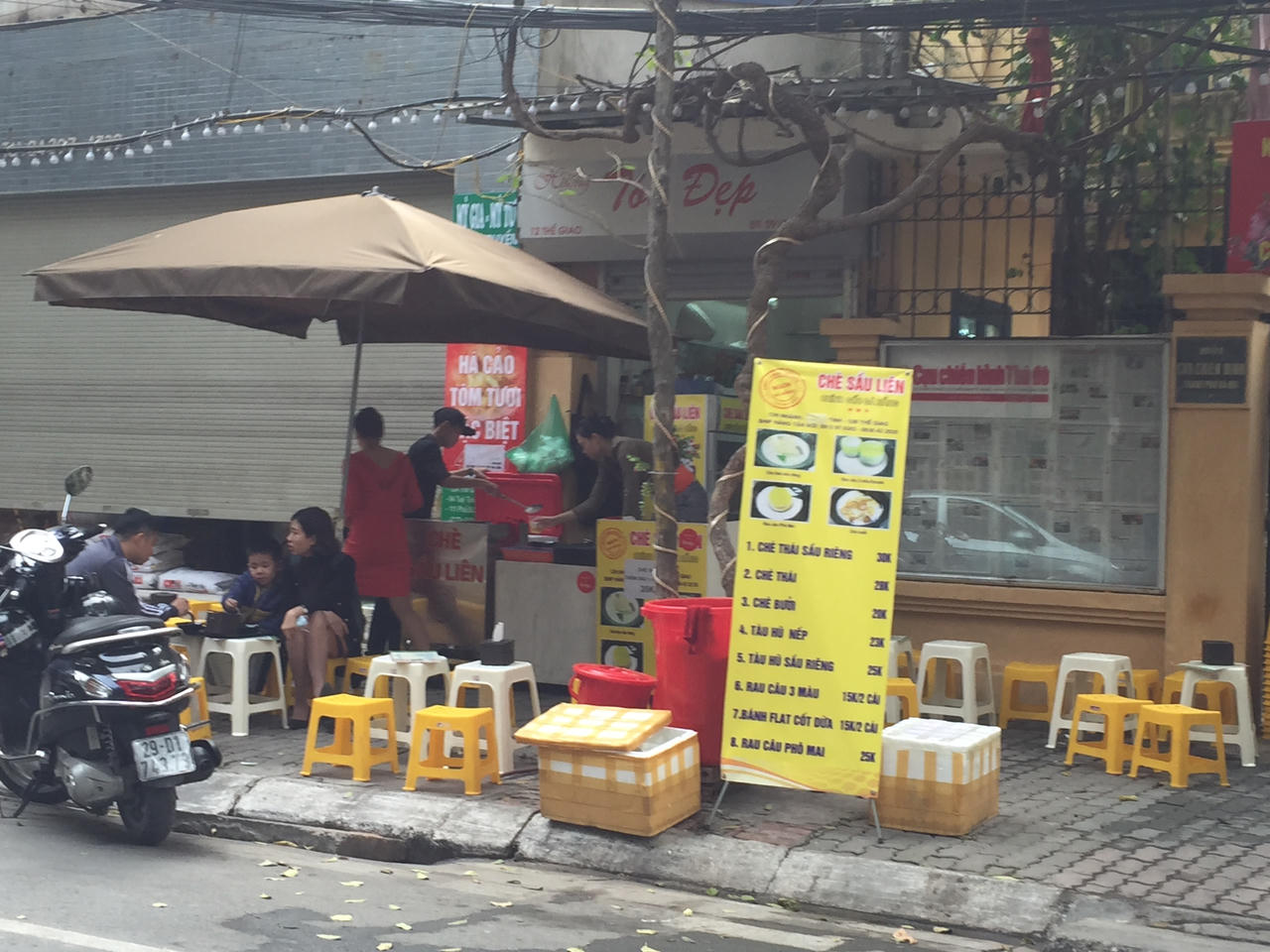 Đừng để 'văn hóa vỉa hè' làm xấu Hà Nội