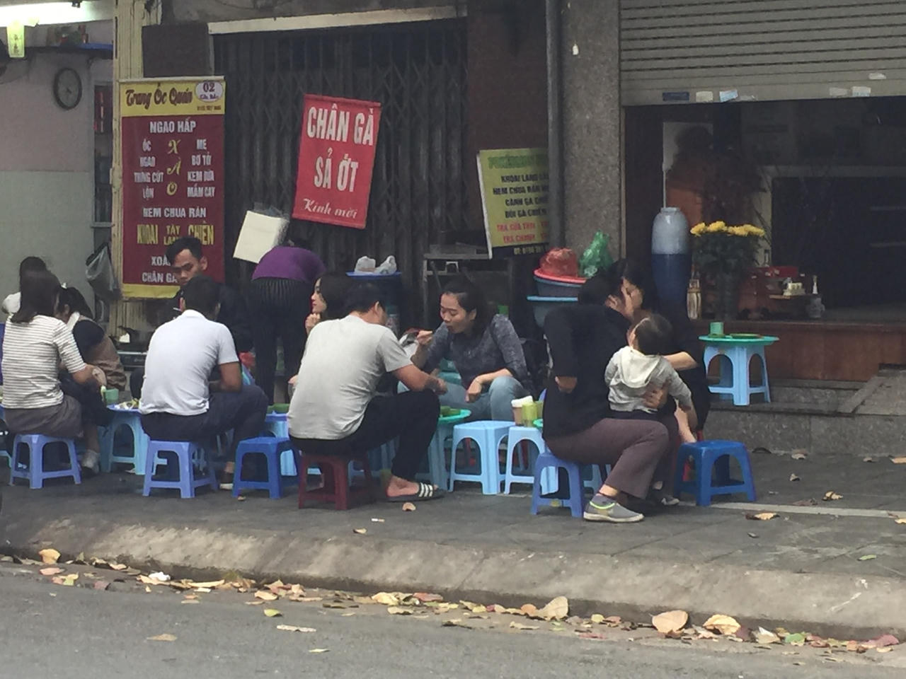 Đừng để 'văn hóa vỉa hè' làm xấu Hà Nội