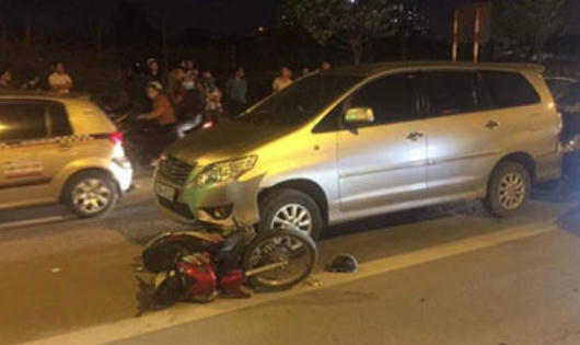 Hà Nội liên tiếp xảy ra 2 vụ tai nạn giao thông vào tối 21/3