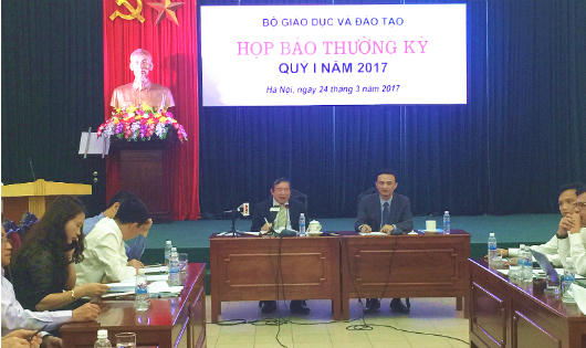 Bộ GD&ĐT 'lên tiếng' việc chuyển giáo viên THPT xuống dạy mầm non