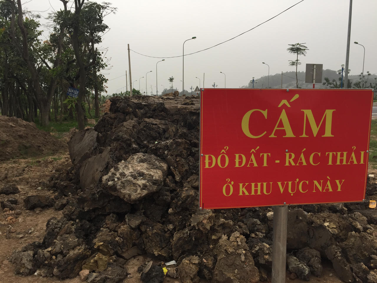 Mê Linh, Hà Nội: Bất thường những chuyến đất đêm