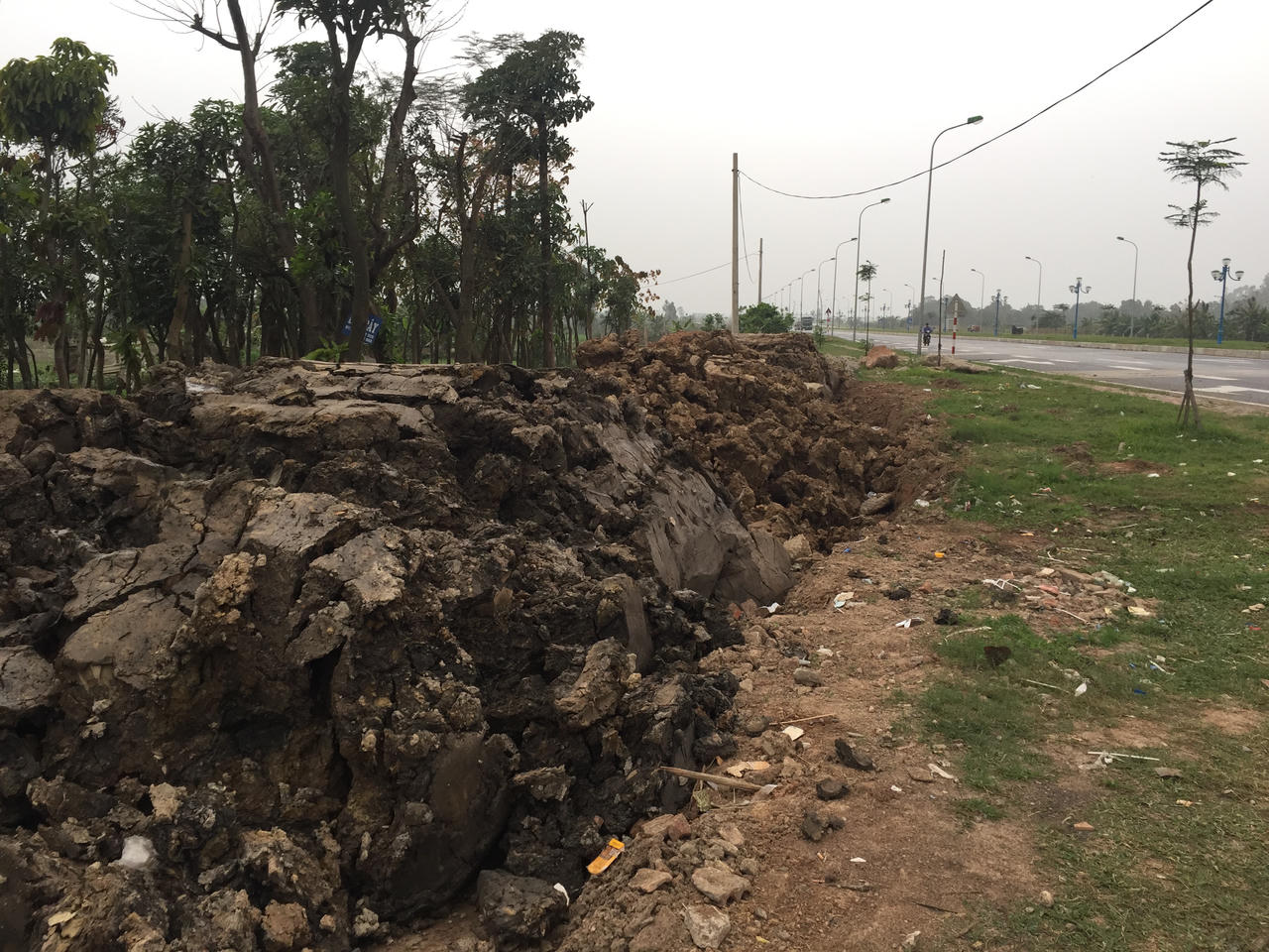 Mê Linh, Hà Nội: Bất thường những chuyến đất đêm