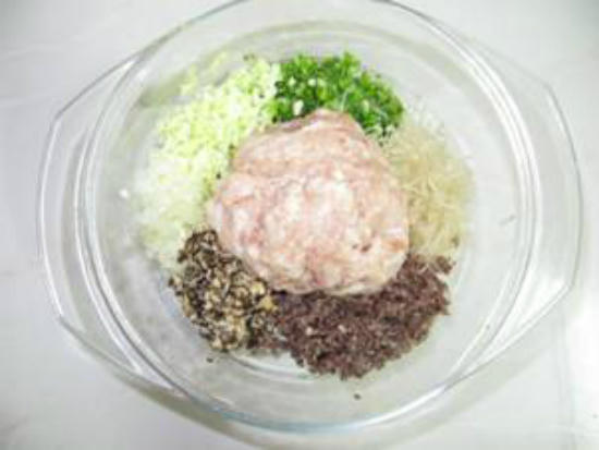 Kết quả hình ảnh cho nguyên liệu làm bánh bao thịt