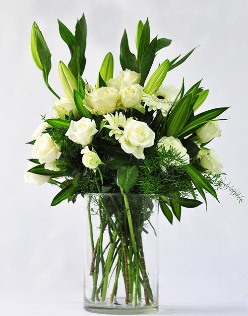 Kết quả hình ảnh cho cách cắm hoa hồng