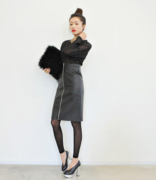 Kết quả hình ảnh cho váy midi ôm