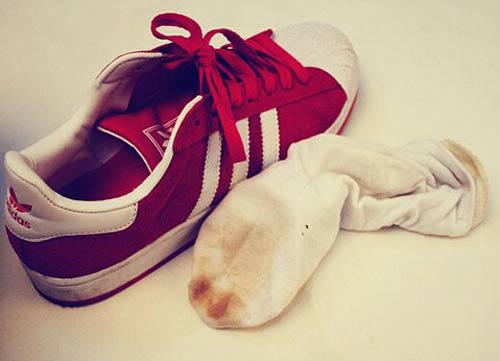 Kết quả hình ảnh cho khử mùi hôi của tất