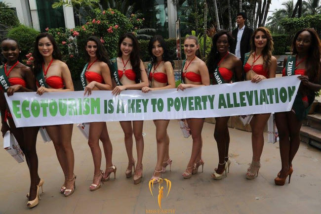 Kết quả hình ảnh cho hoa hậu trái đất 2016